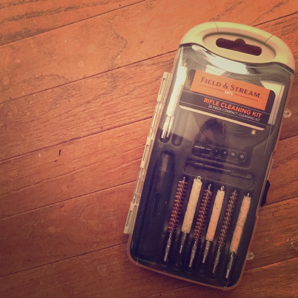 Field & Stream Rifle Cleaning Kit -new